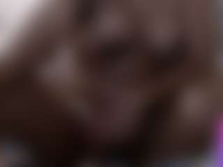 tinylittlebrownie's Live Sex Cam Show