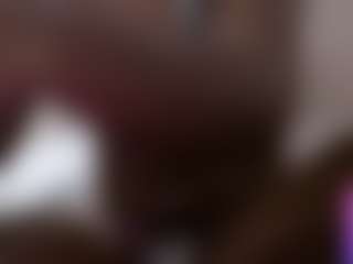 tinylittlebrownie's Live Sex Cam Show