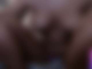 Live cam show with tinylittlebrownie - Fingering on CamClone