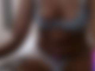tinylittlebrownie's Live Sex Cam Show