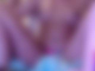 tinylittlebrownie's Live Sex Cam Show