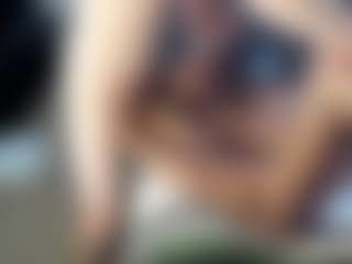 Live cam show with TrophyTroy - Blowjob on StripNow