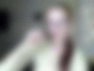 Live cam show with VinaSteedman - Tiny Tits on SinfulBabes