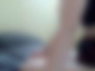 Live cam show with VinaSteedman - Flashing on Camsoda