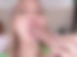 2bazukaz's Live Sex Cam Show