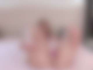 2bazukaz's Live Sex Cam Show