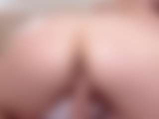 Live cam show with 2bazukaz - Blonde Hair Curvy on testsause.com