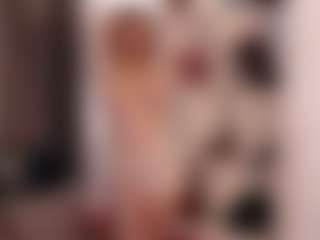 Live cam show with 2bazukaz - Petite on Milfs Live