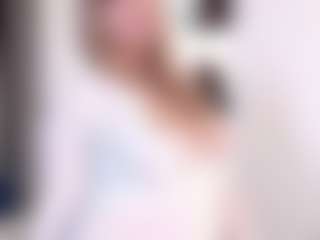 Live cam show with 2bazukaz - Petite on Cam Slut