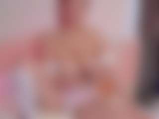 Live cam show with 2bazukaz - Fingering on CamwithHer