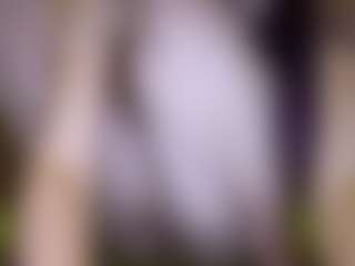 amandatrieshard's Live Sex Cam Show