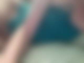 amandatrieshard's Live Sex Cam Show