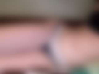amandatrieshard's Live Sex Cam Show