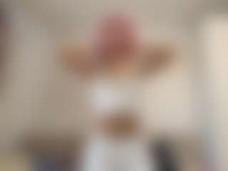 Live cam show with Cari - Shaved Pussy on Strip Flash - Live Sex Shows