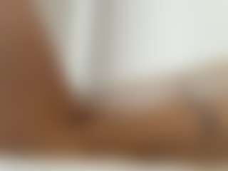 Live cam show with Cari - Camel Toe on https://playwithruby.com