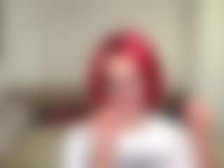 Live cam show with Cari - Red Hair on AdultVida.com