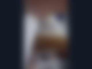 CarlineMcfield's Live Sex Cam Show
