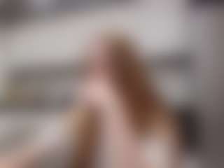 CarlineMcfield's Live Sex Cam Show