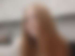 CarlineMcfield's Live Sex Cam Show