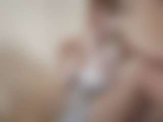 CicelyZitzmann's Live Sex Cam Show
