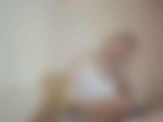 CicelyZitzmann's Live Sex Cam Show