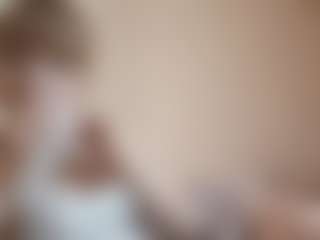 CicelyZitzmann's Live Sex Cam Show