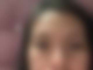 Cloe16's Live Sex Cam Show