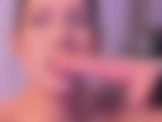 Evakingsford's Live Sex Cam Show
