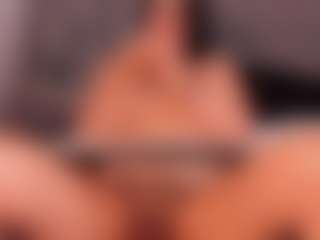 Evakingsford's Live Sex Cam Show
