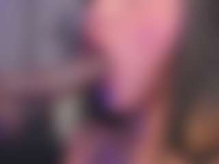 Evakingsford's Live Sex Cam Show