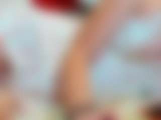 Live cam show with FieryPie - Red Hair MILF on StripNow