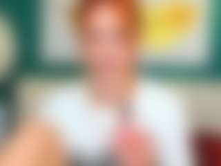 Live cam show with FieryPie - Red Hair MILF on Milfs Live