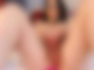 HornyyMilff's Live Sex Cam Show