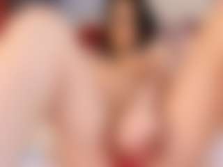 HornyyMilff's Live Sex Cam Show