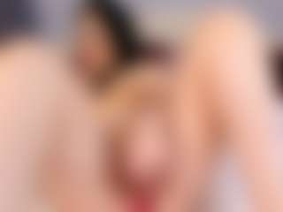 HornyyMilff's Live Sex Cam Show
