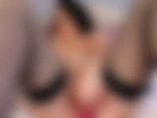 HornyyMilff's Live Sex Cam Show