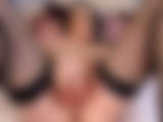 HornyyMilff's Live Sex Cam Show