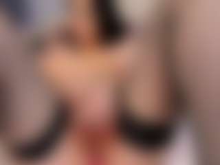 HornyyMilff's Live Sex Cam Show