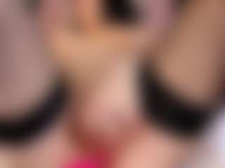 HornyyMilff's Live Sex Cam Show