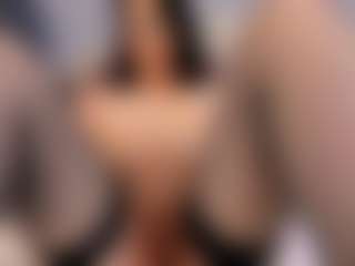 HornyyMilff's Live Sex Cam Show