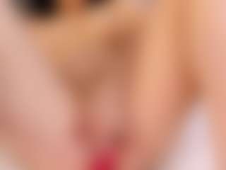 HornyyMilff's Live Sex Cam Show