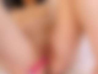 HornyyMilff's Live Sex Cam Show