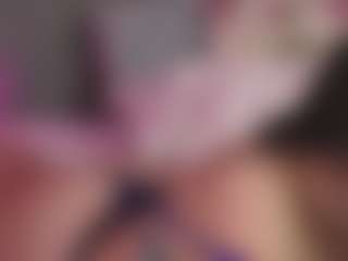 HornyyMilff's Live Sex Cam Show