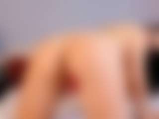 Live cam show with HornyyMilff - Cute on AdultVida.com