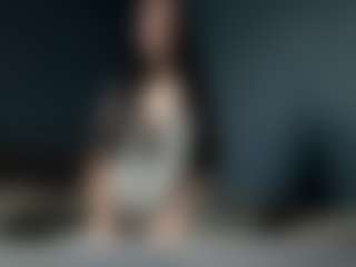 Lora's Live Sex Cam Show