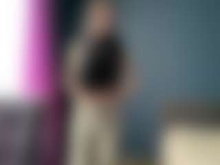 Lora's Live Sex Cam Show