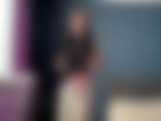 Lora's Live Sex Cam Show