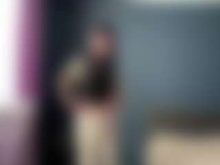 Lora's Live Sex Cam Show
