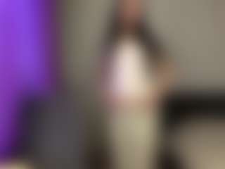 Show in cam erotica live di Lora