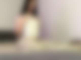 Lora's Live Sex Cam Show